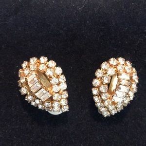 Amazingly classy vintage Swarovski crystal earrings clips